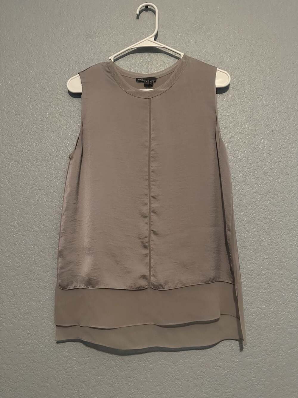 Vince Sleeveless Layered Silk Blend Top Gray Size Small